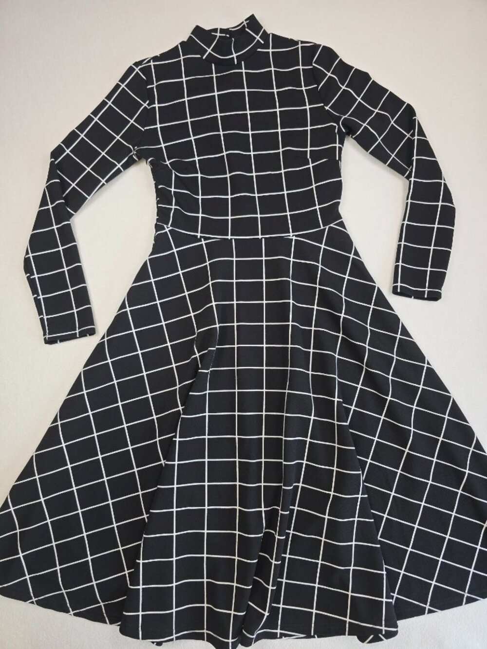 H&M Medium Black & White Checkered Long Sleeve Dress Skater Rockabilly